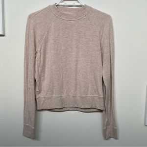GUC Lululemon crewneck sweatshirt